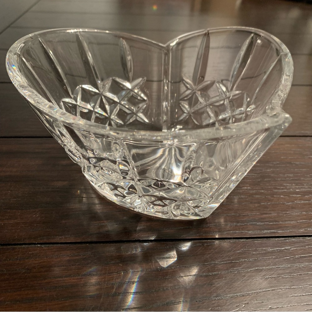 Waterford ‘Sweetheart’ Bowl - Picture 4 of 9